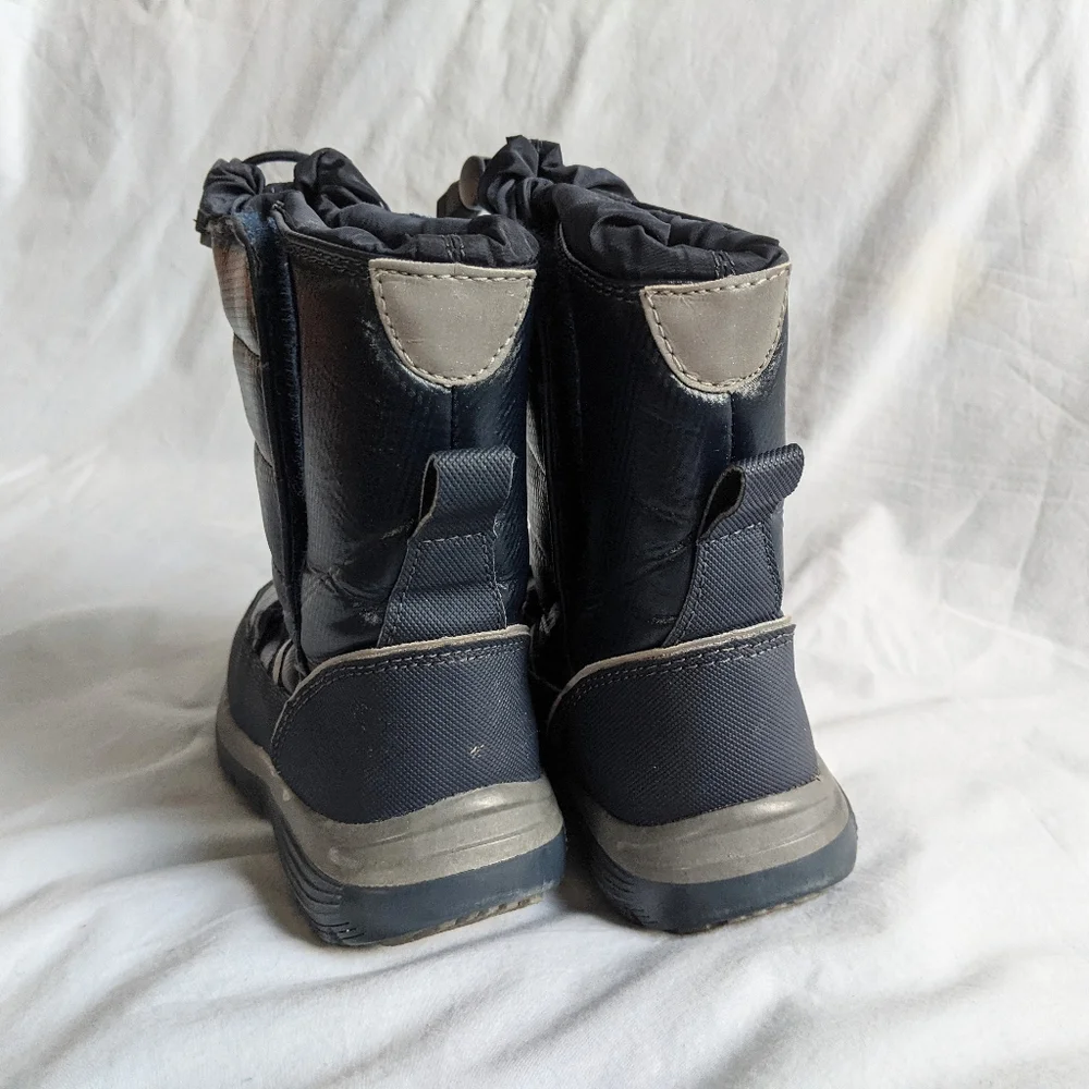 Lands' end Unisex winter boots size 8